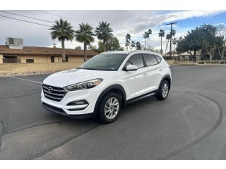 2016 Hyundai Tucson SE / 66K Miles