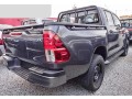 toyota-hilux-small-2