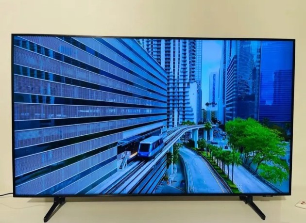 samsung-tv-55-crystal-uhd-4k-big-0