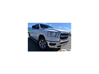 2019 Ram 1500 Big Horn Crew Chrome 5,7 L/V8/4X4/Caméra/CD/18"/Écran/Tableaux/REMORQUAGE