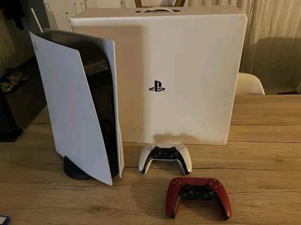 sony-pc5-big-1